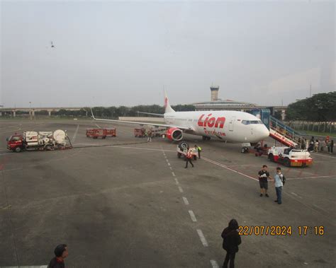 Lion Mentari Airlines Flight JT777 / LNI777D .